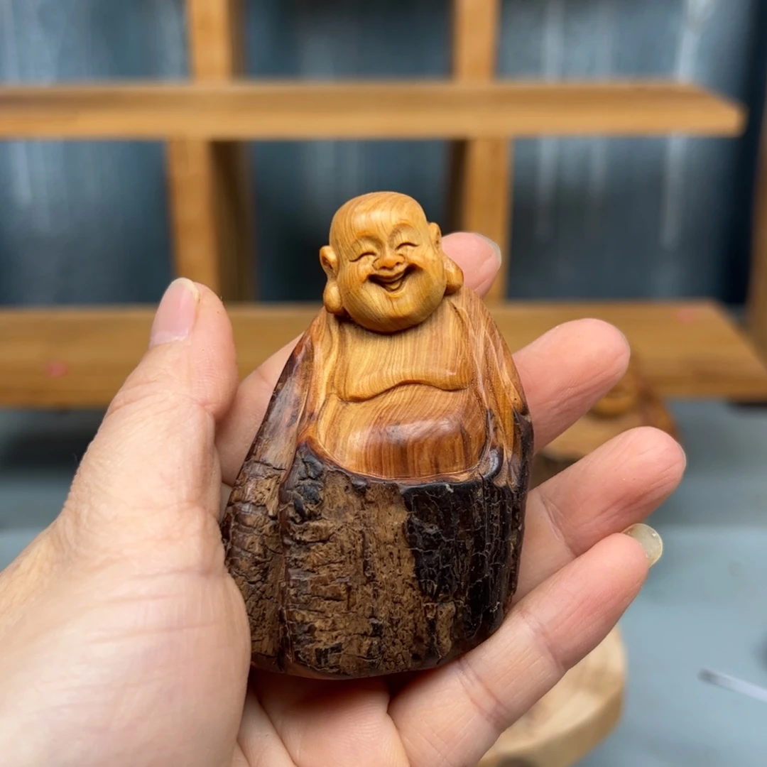 弥***者柏木崖柏木摆件手把件，
