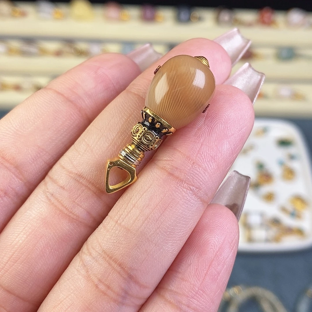 玛瑙/玉髓18K金镶嵌颈饰对孔11.8