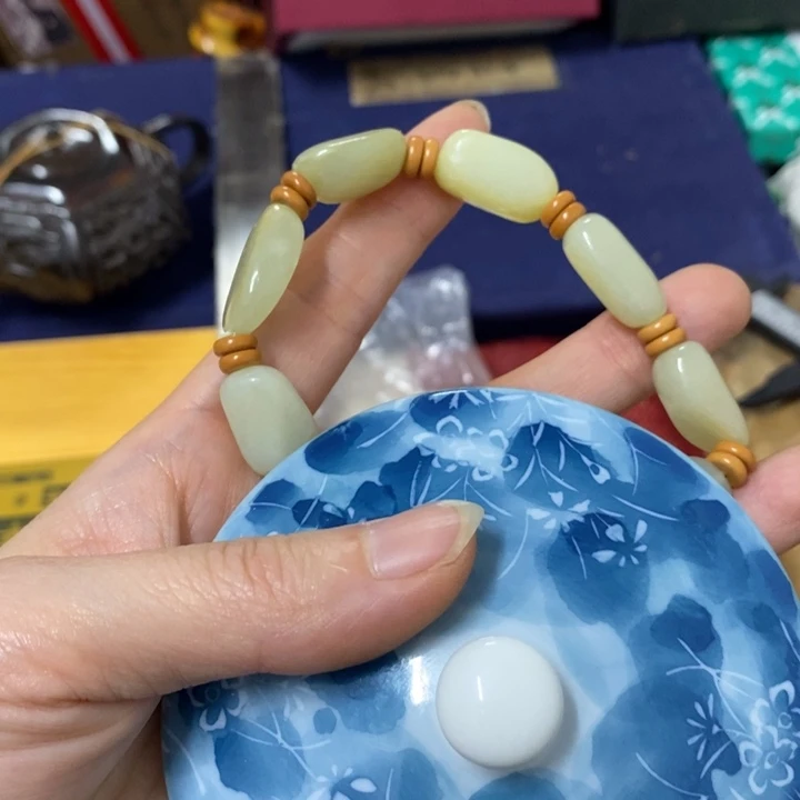 摆件中古工艺品一件