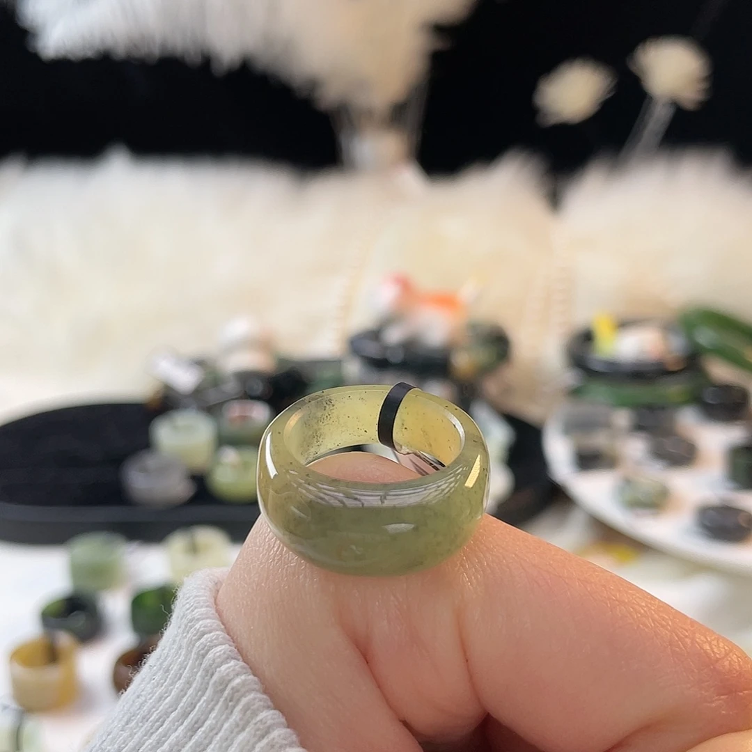 和田玉未镶嵌戒指k69绿青花馒头18.0mm