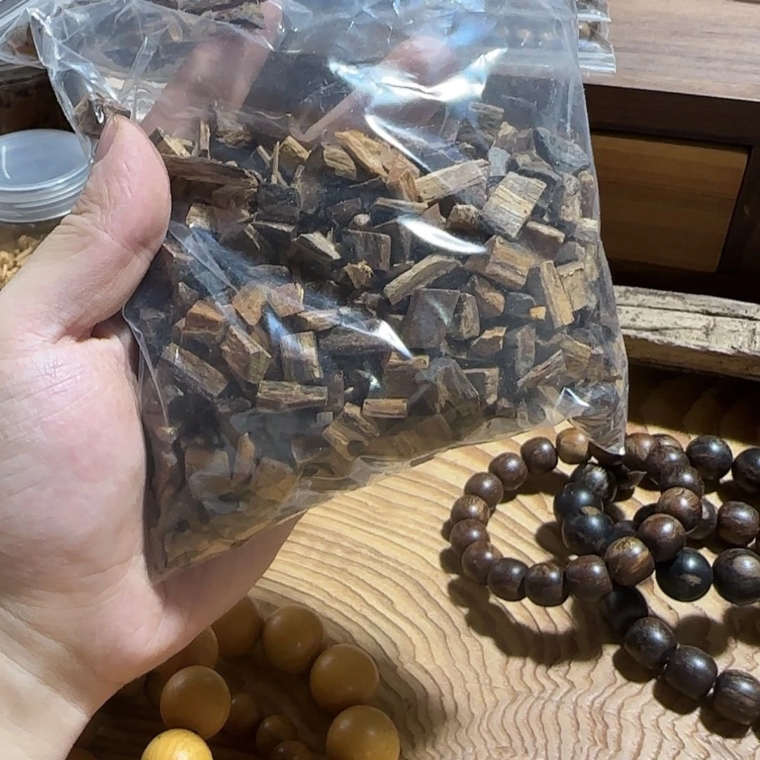 f***t大果紫檀（缅甸花梨）贡木碎料1斤