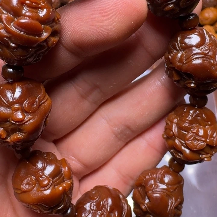 手串橄榄核你的手机