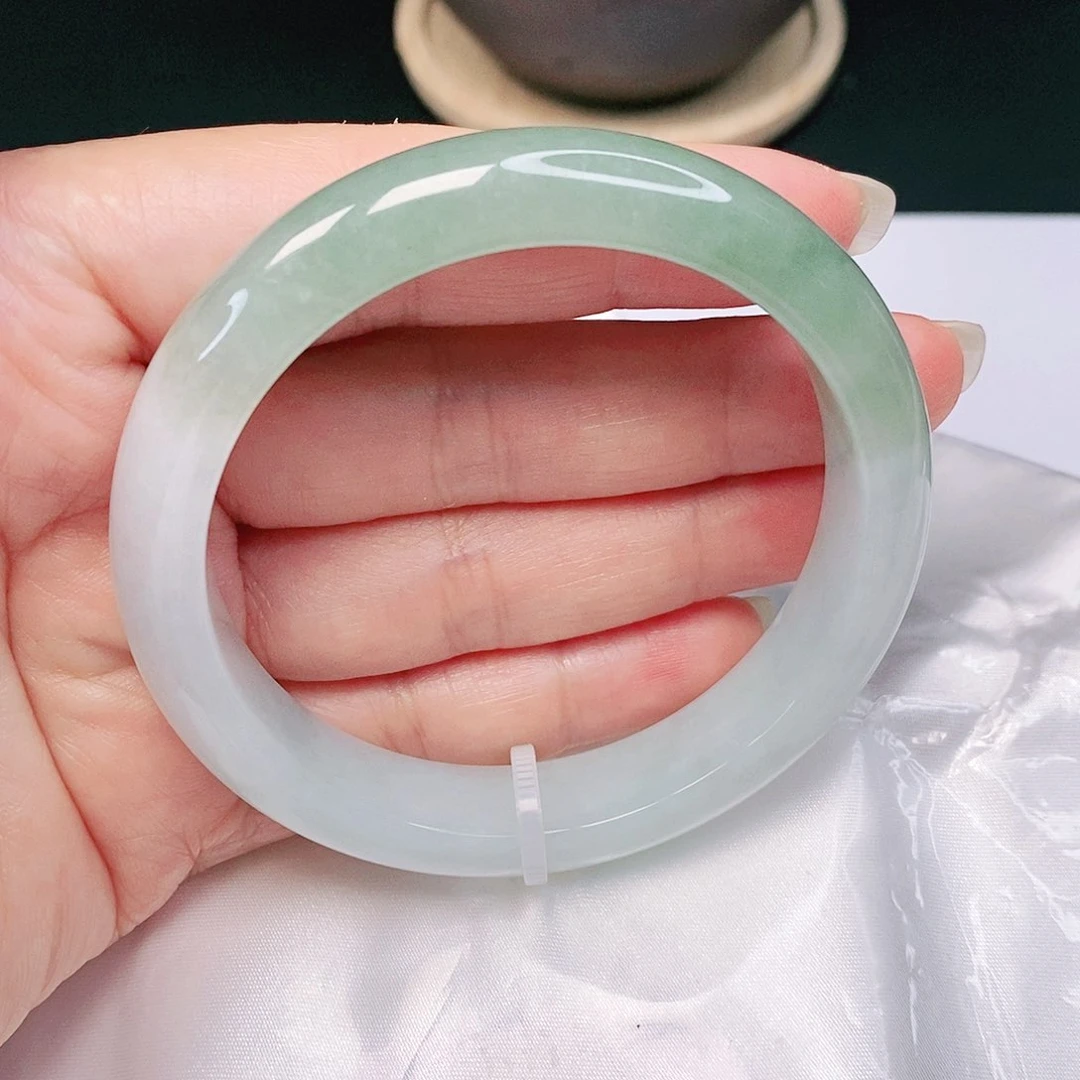 【闪购商品】翡翠手镯未镶嵌正59