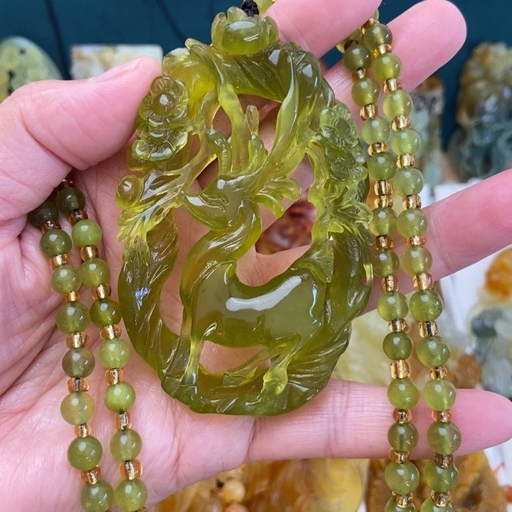 用***2蛇纹石玉合金颈饰
