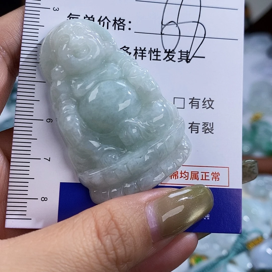 翡翠未镶嵌颈饰6979