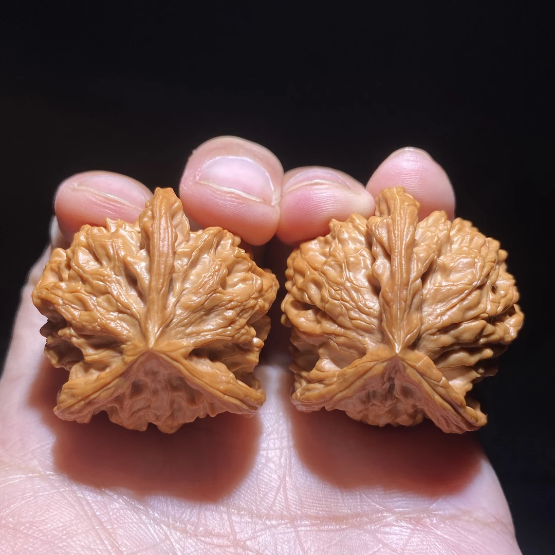 E04号37尺盘山三棱全品无修文玩核桃一物一图打好底