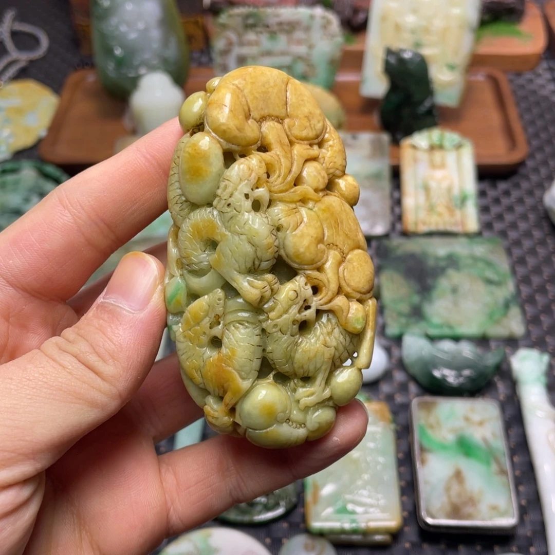 *****翡翠未镶嵌颈饰翡翠颈饰未镶嵌