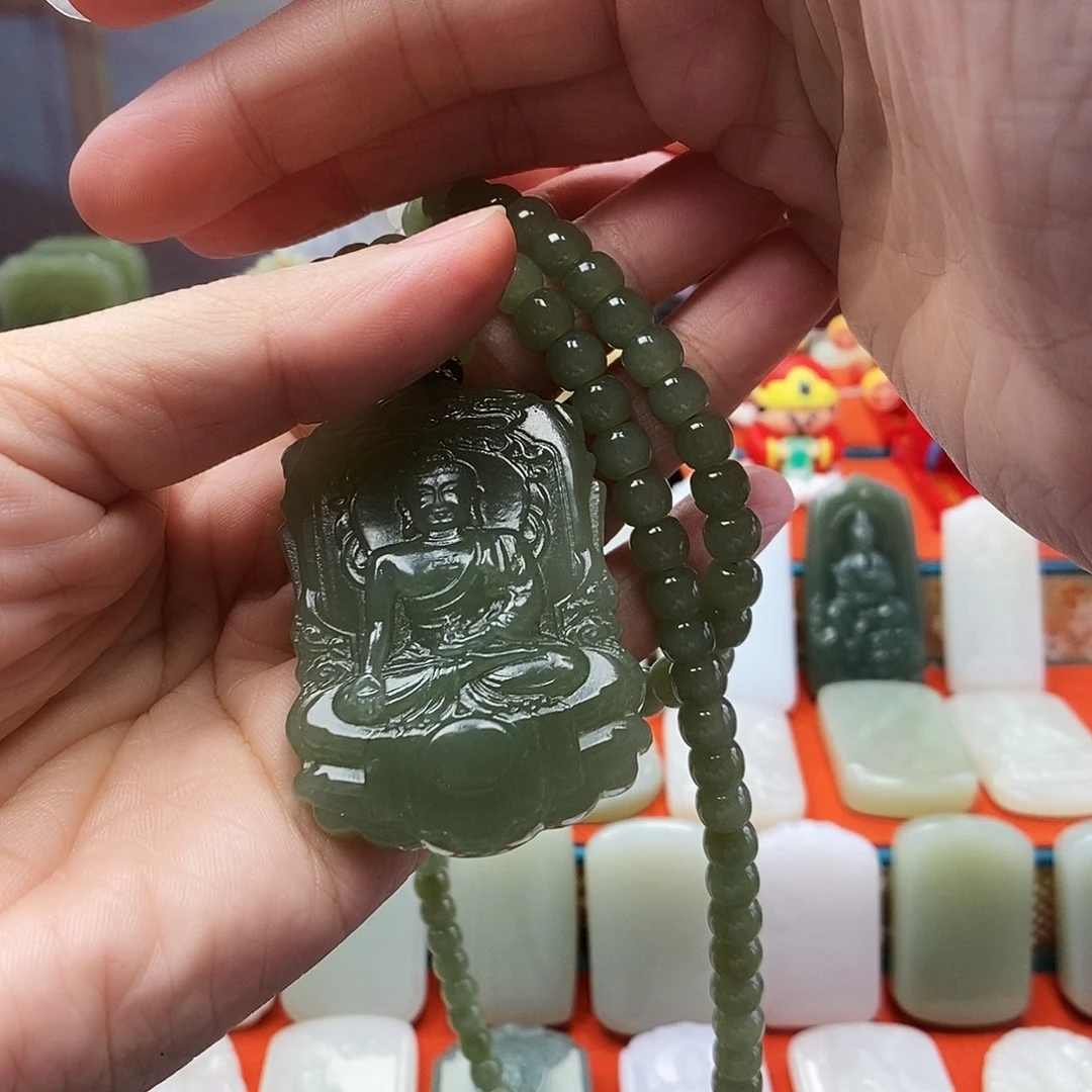 乐***呵和田玉未镶嵌颈饰