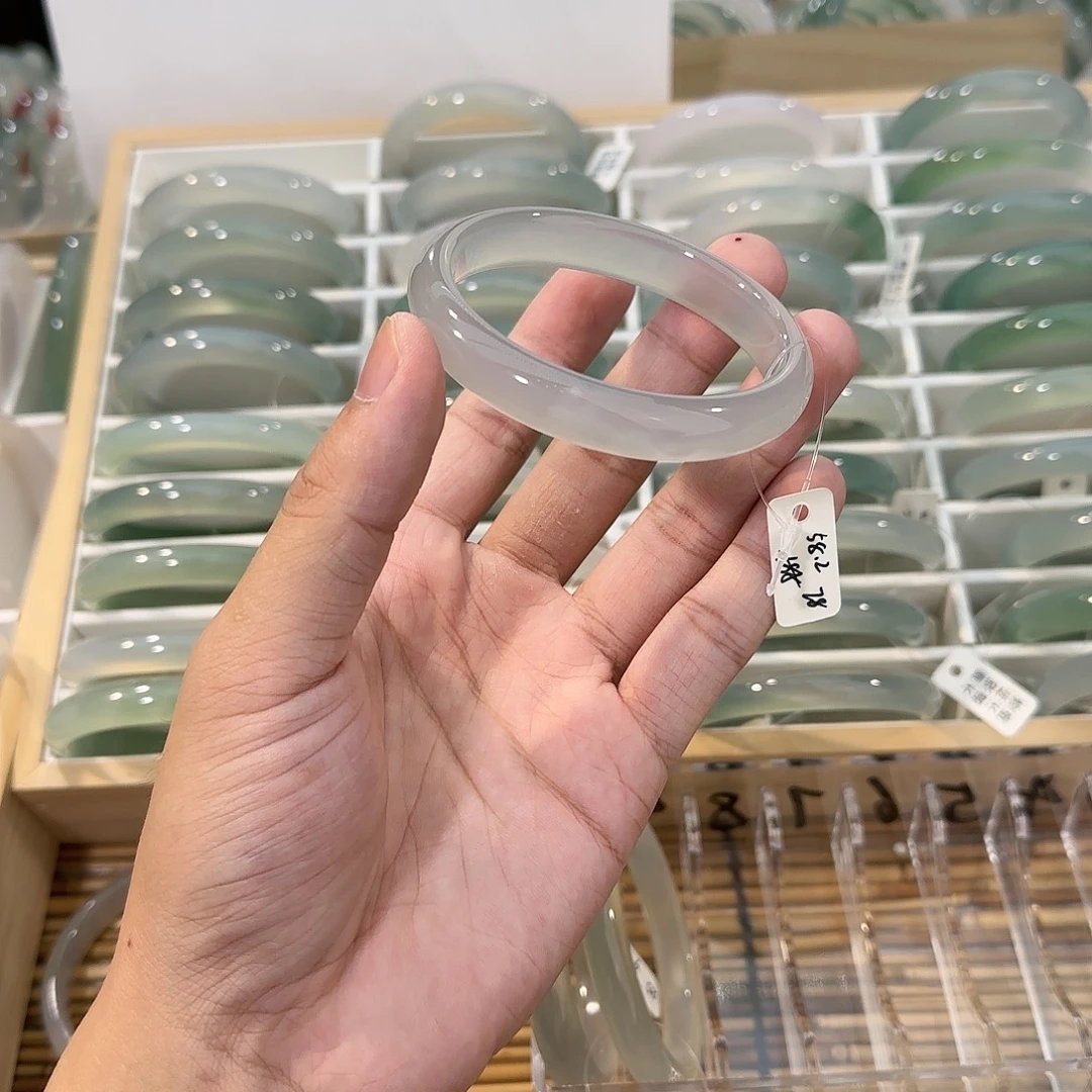 手镯玛瑙/玉髓未镶嵌圈口58.2