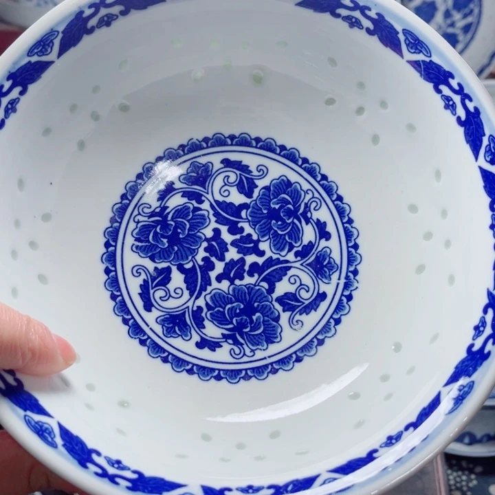青花玲珑7寸面碗牡丹花