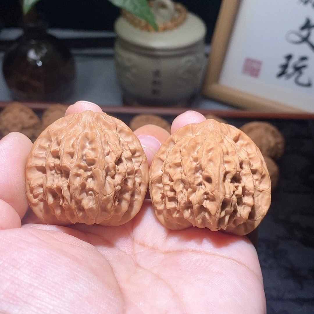 【闪购商品】文玩核桃吊坠凤凰岭