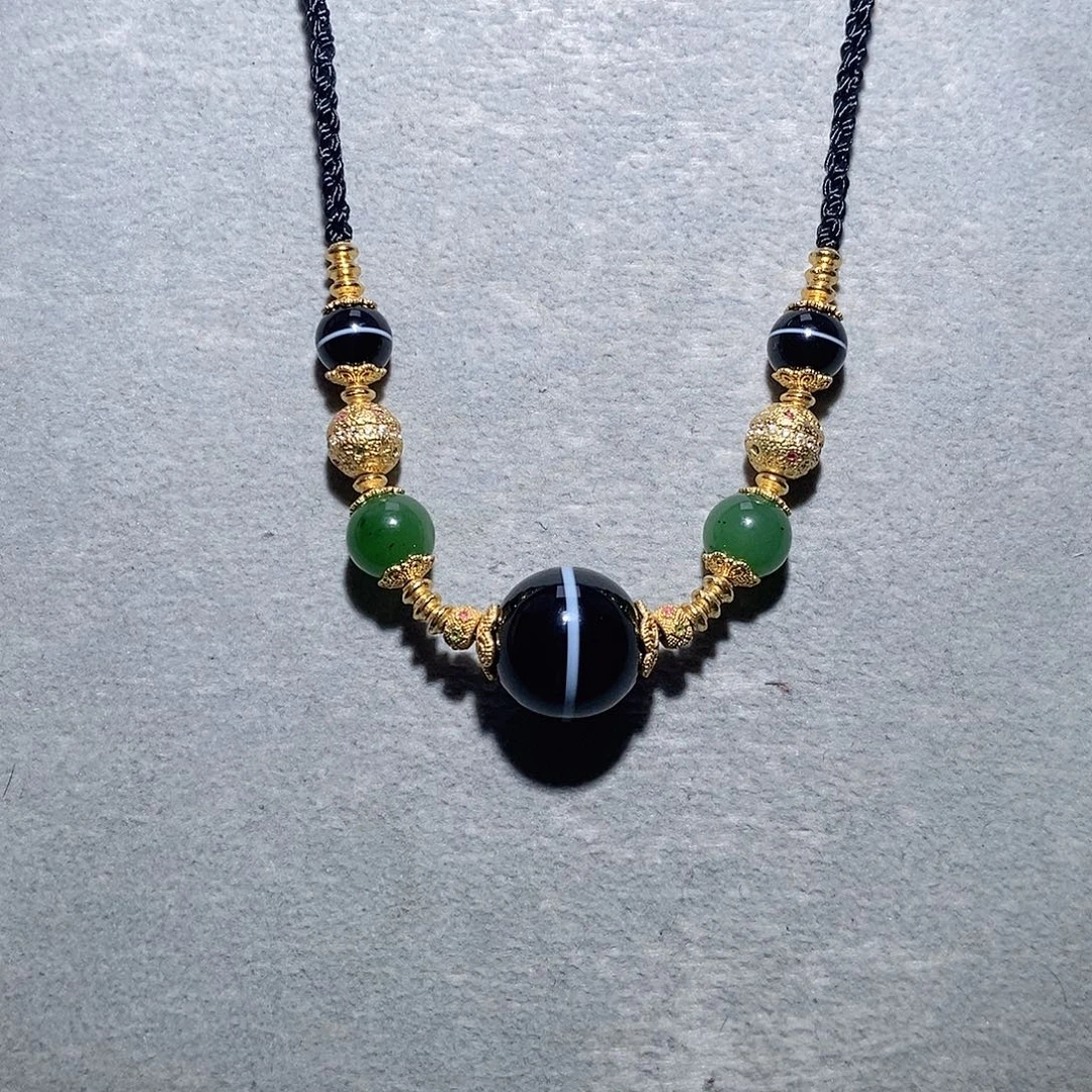 未镶嵌颈饰玛瑙/玉髓