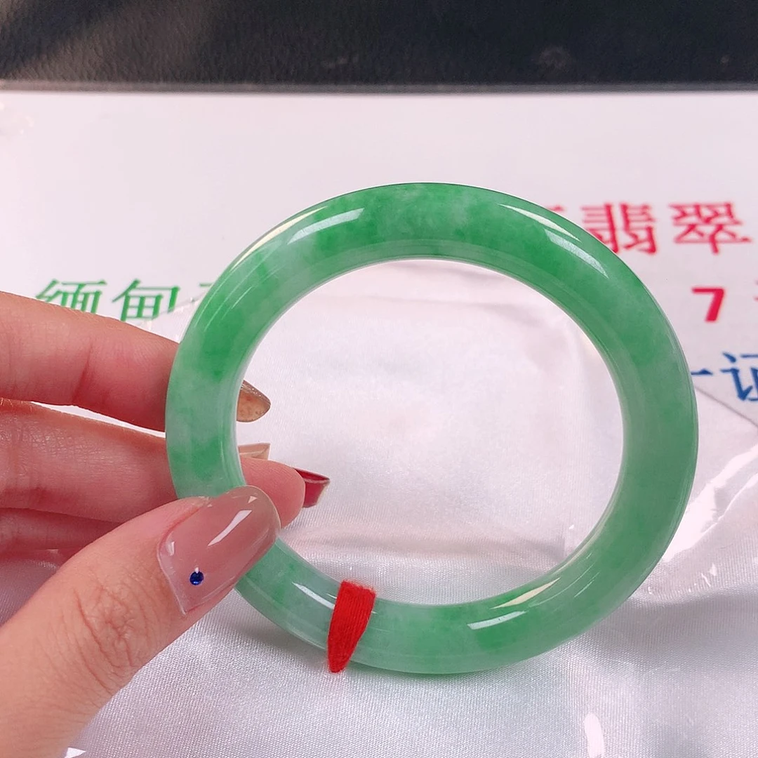 未镶嵌手镯翡翠707