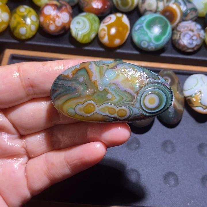 未镶嵌玛瑙/玉髓珠宝半成品50