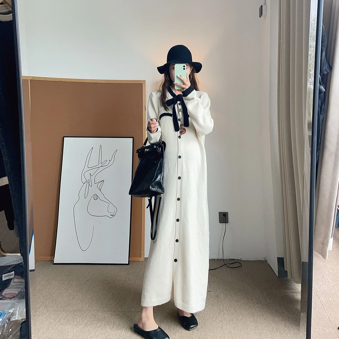 孕妇2025秋冬装法式气质针织长裙子宽松遮肚加厚毛衣裙撞色连衣裙