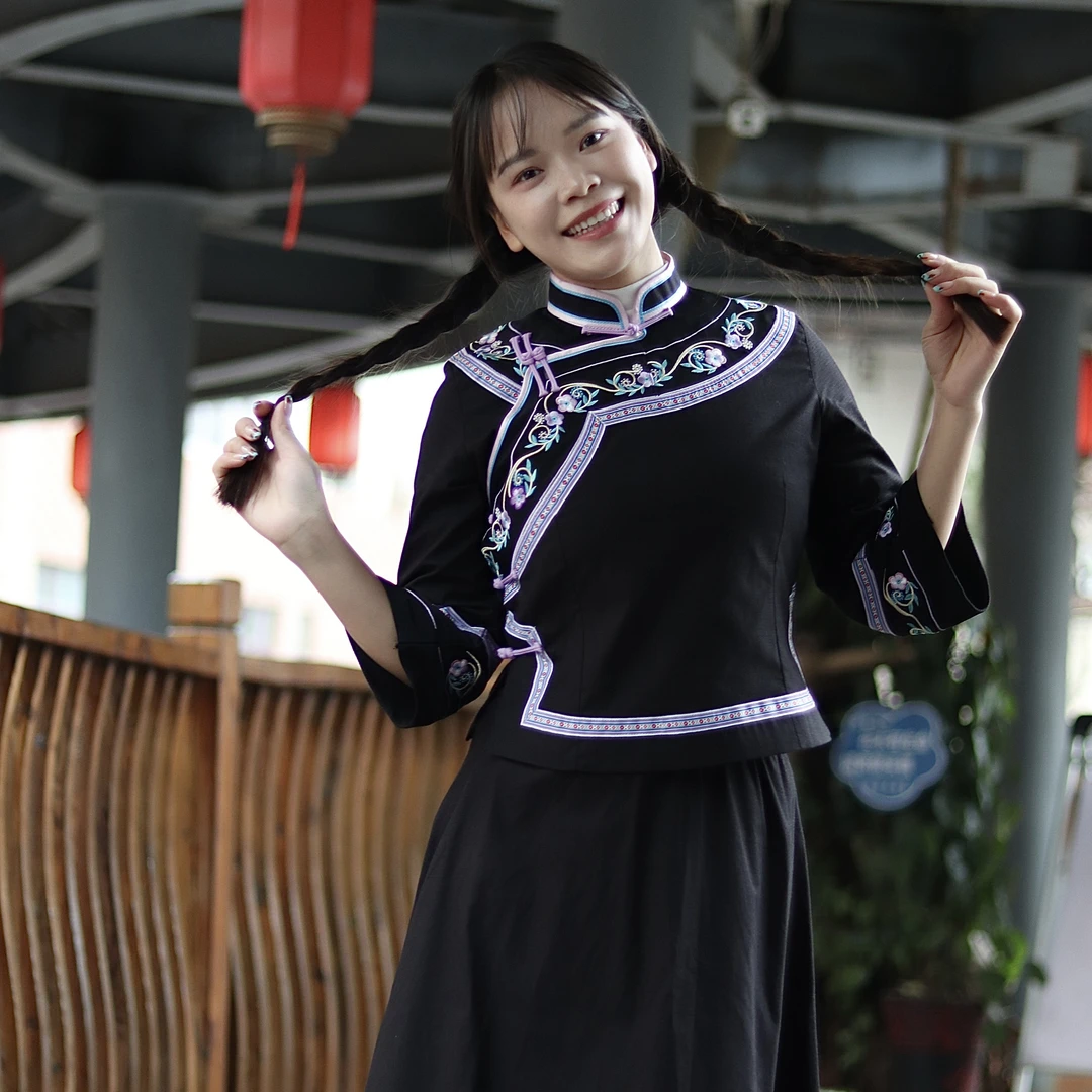 小彩家民族服饰男女套装结婚日常出租一天