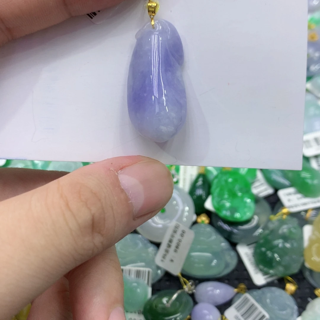 翡翠18K金镶嵌颈饰翡翠