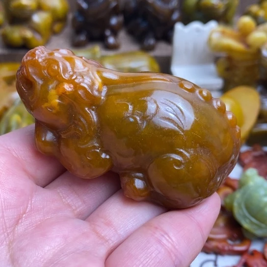 蛇纹石玉未镶嵌颈饰78