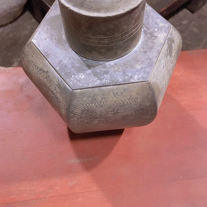 淡***着紫檀木类成套家具