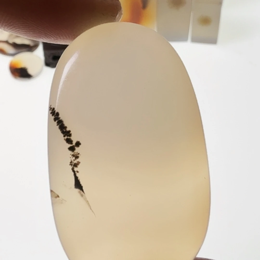 玛瑙/玉髓未镶嵌珠宝半成品