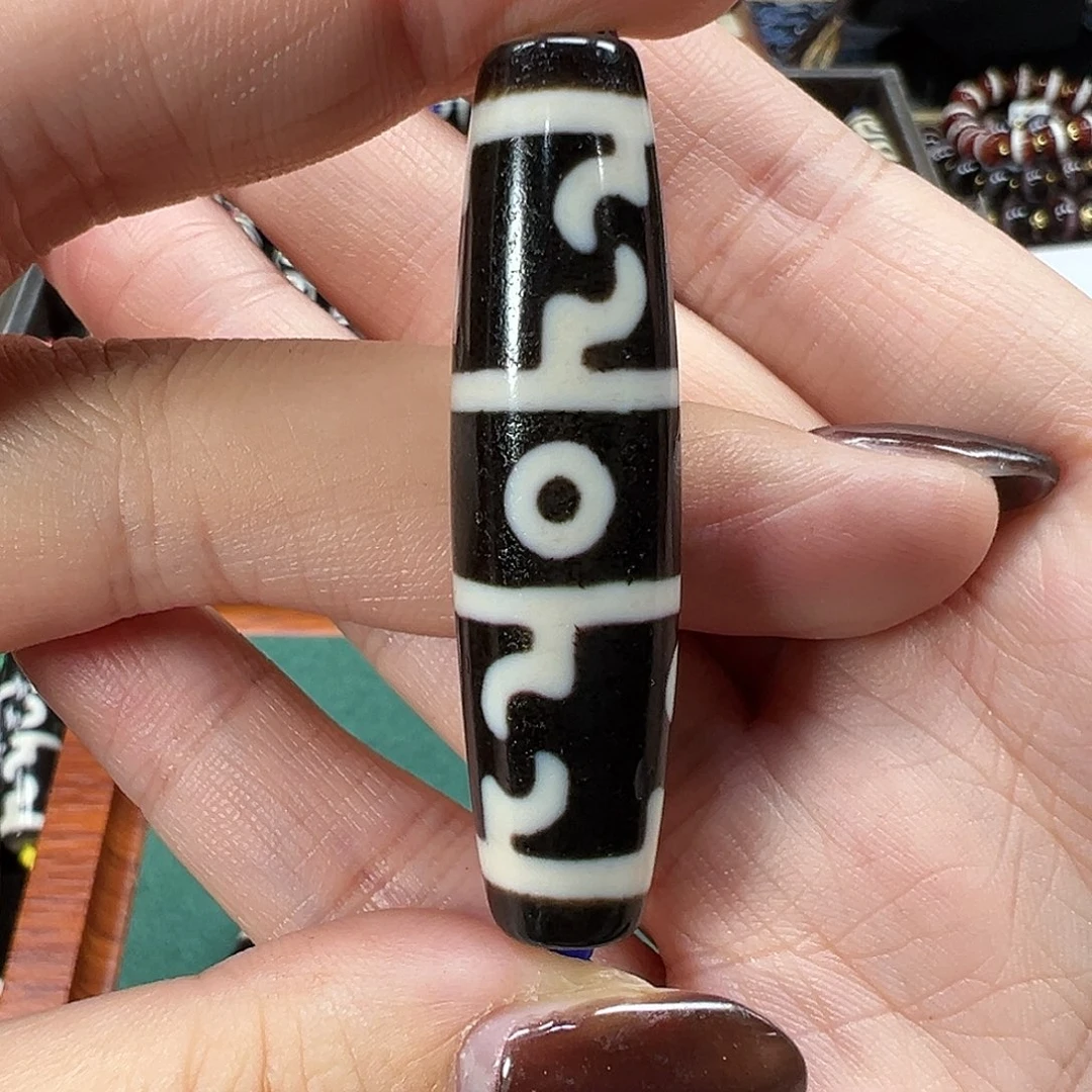 大***8玛瑙/玉髓未镶嵌珠宝半成品聚缘莲师三眼