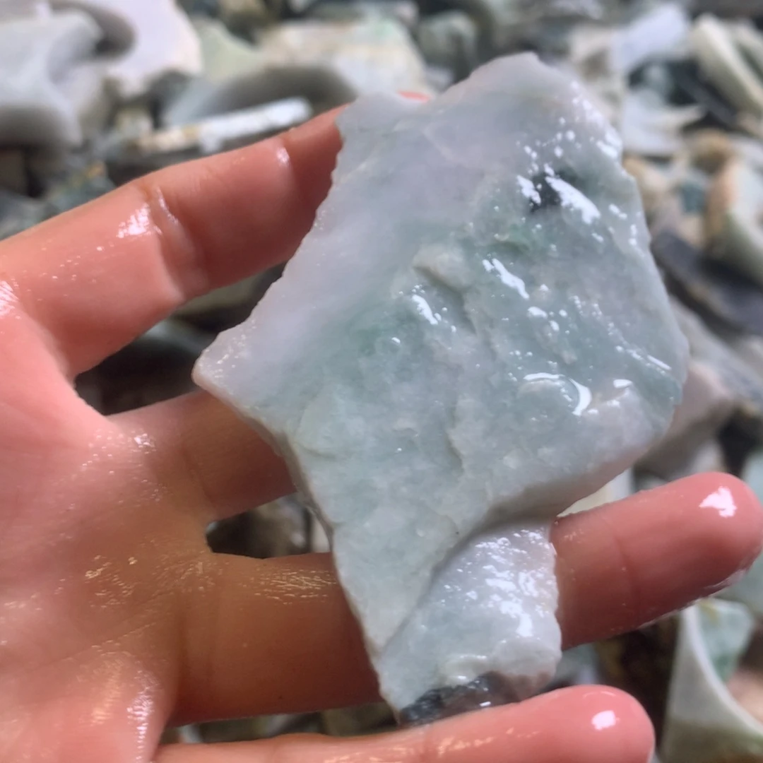 翡翠颈饰未镶嵌缅甸翡翠