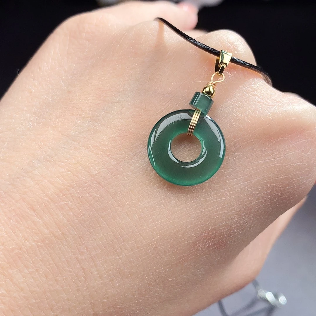 翡翠手镯（圆镯）未镶嵌