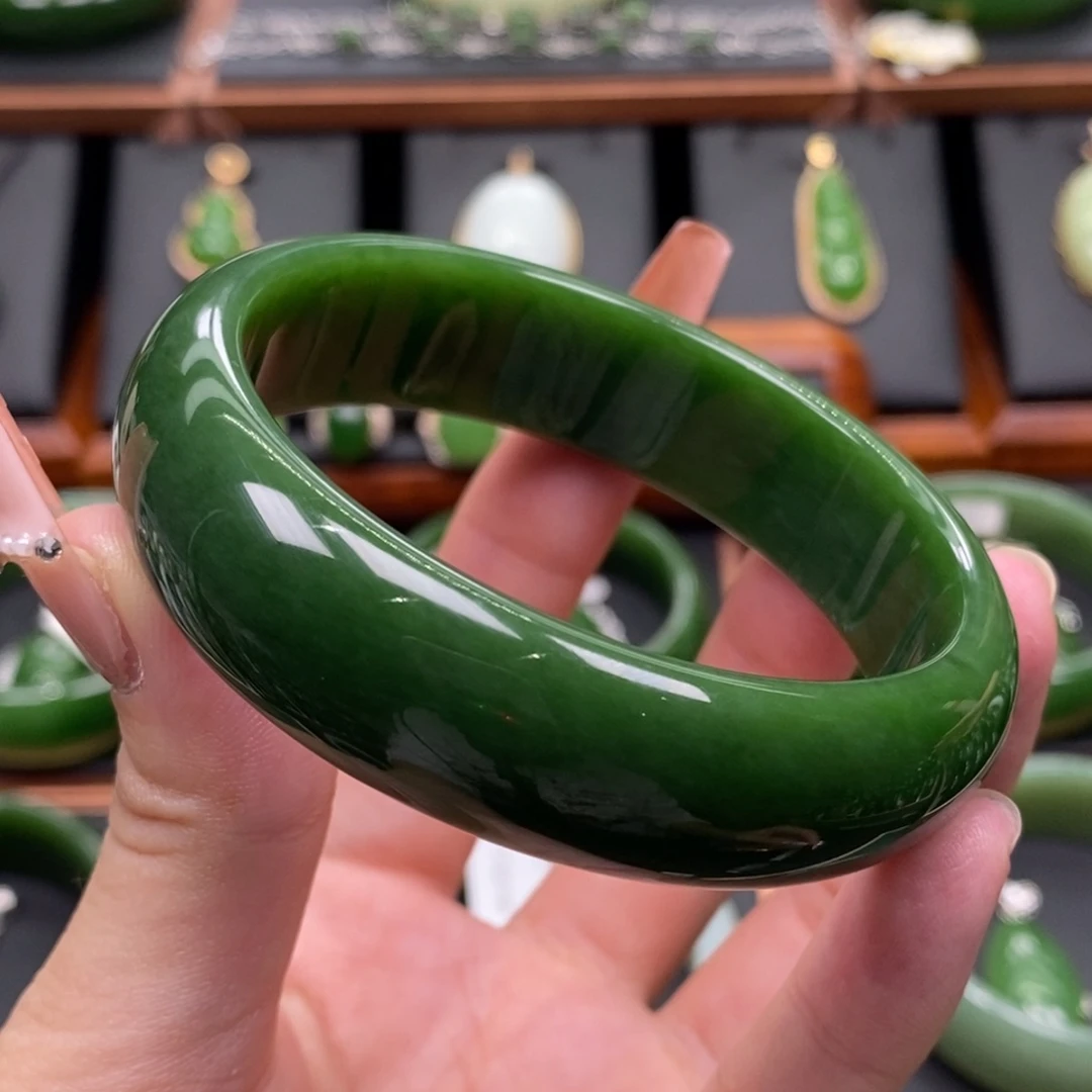 和田玉（碧玉）未镶嵌手镯6061