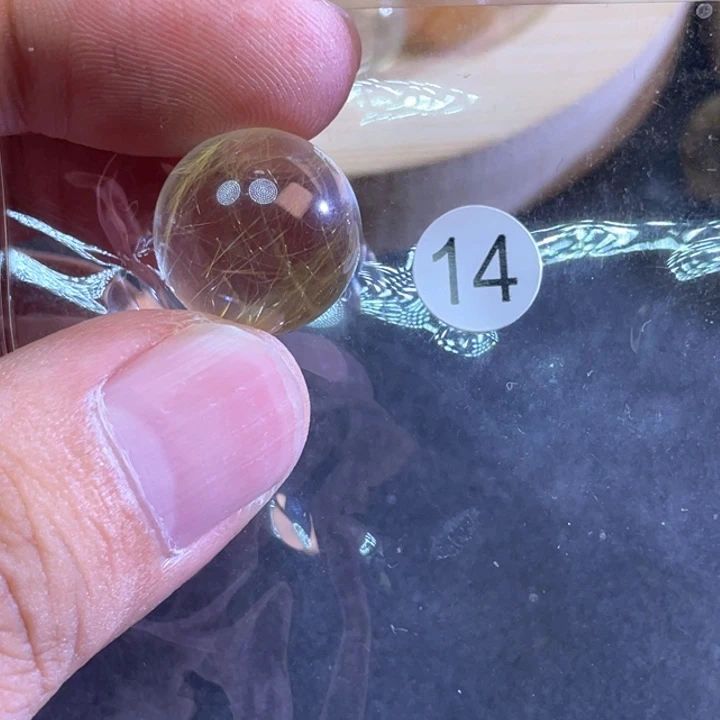 未镶嵌颈饰水晶果*