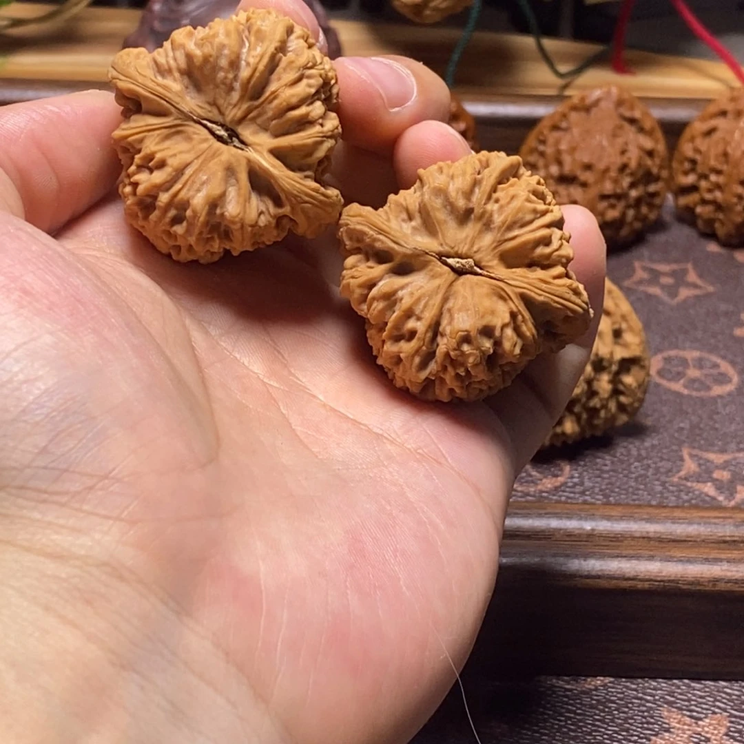 文玩核桃把件忘**.175三角正桩