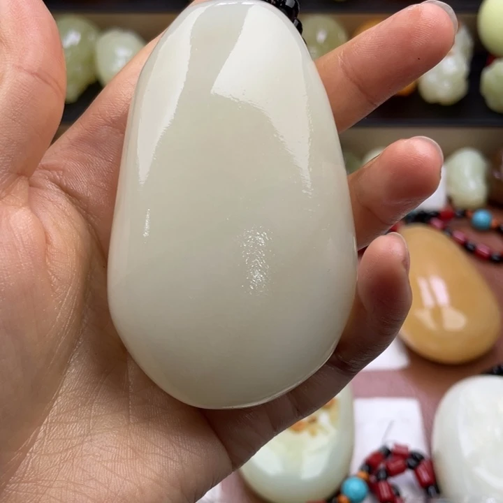 用***0石材天然古青石手把件
