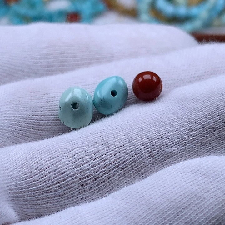 南红玛瑙未镶嵌珠宝奇石