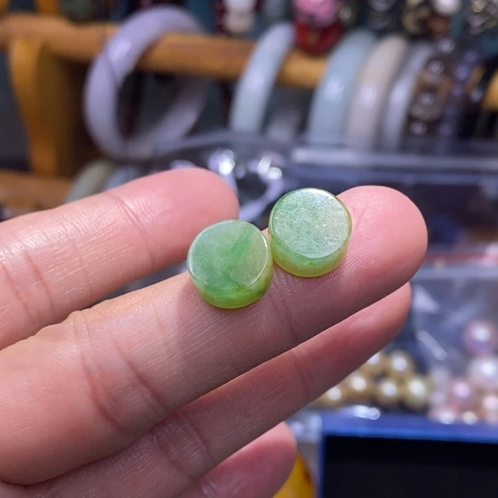 翡翠未镶嵌颈饰无事牌2个100