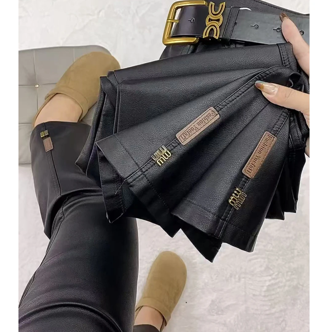 双标洋气烟管微喇水洗皮裤秋冬爆款新款微弹显瘦有腰带软PU九分裤