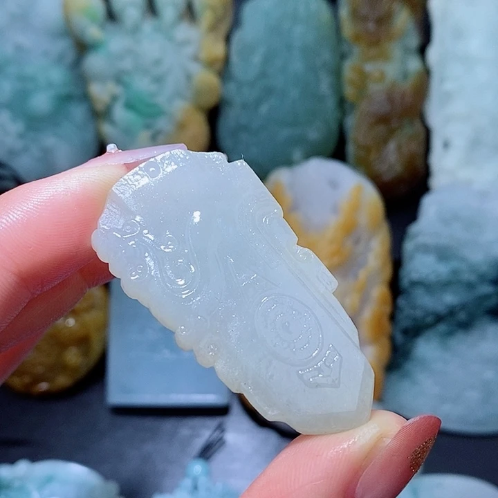 定制翡翠未镶嵌翡翠