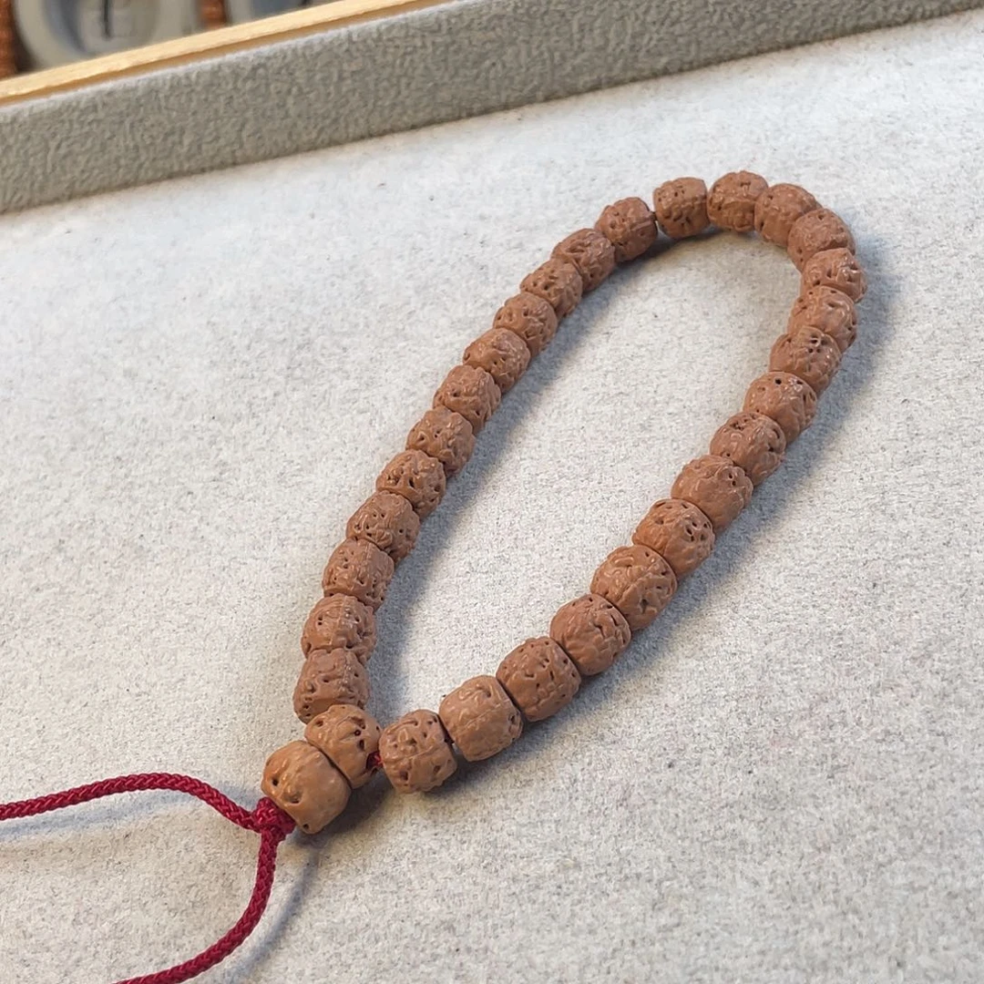 金刚菩提吊坠佛手