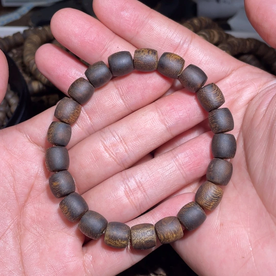 沉香手串沉水级09-12g
