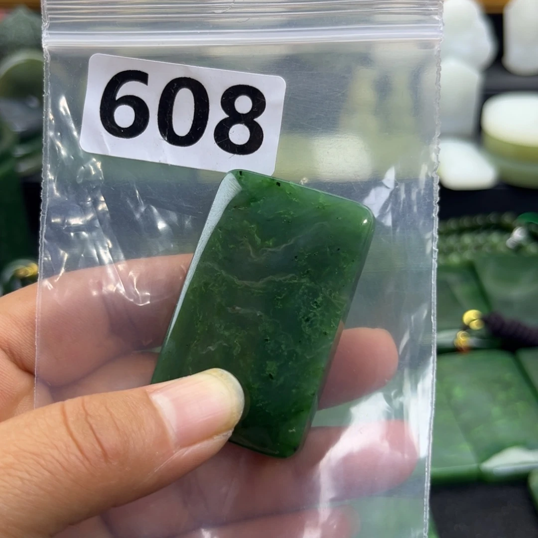 和田玉未镶嵌珠宝半成品