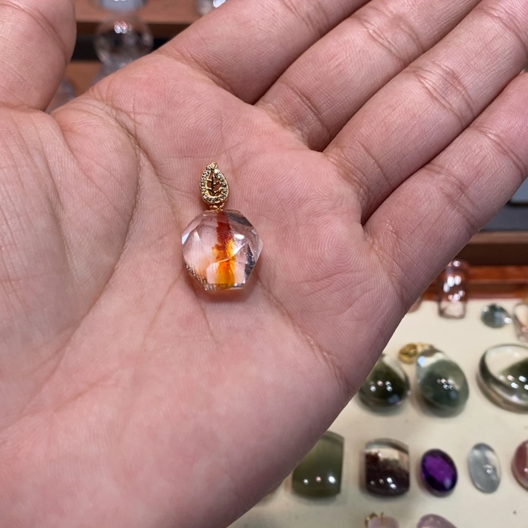 于***影颈饰水晶银S925镶嵌胶花