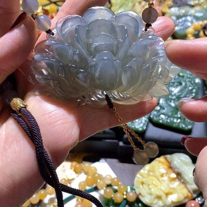 岫玉毛衣链未镶嵌