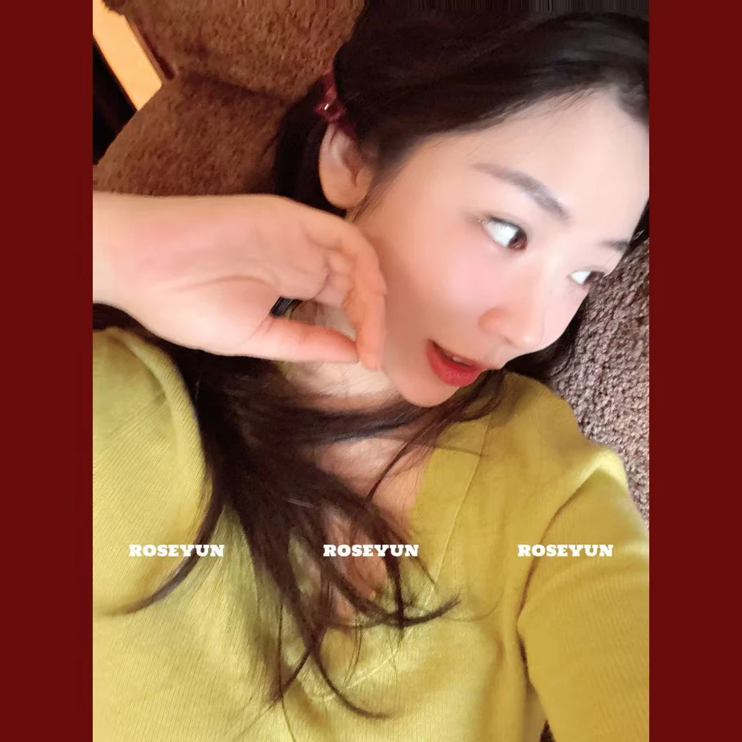 【Rose Yun】48支澳洲美丽诺幽v领羊毛针织打底上衣  JY115163