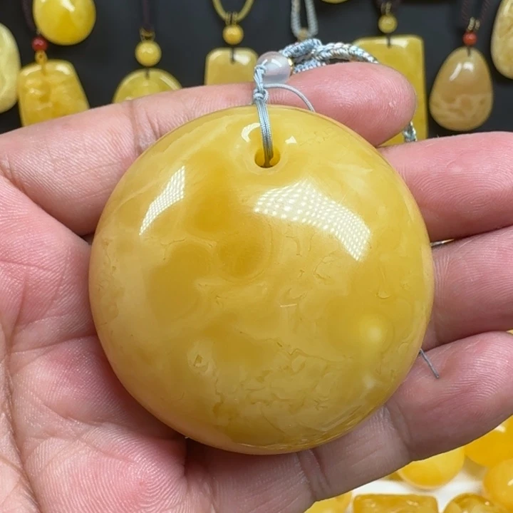 蜜蜡未镶嵌珠宝奇石公主扣