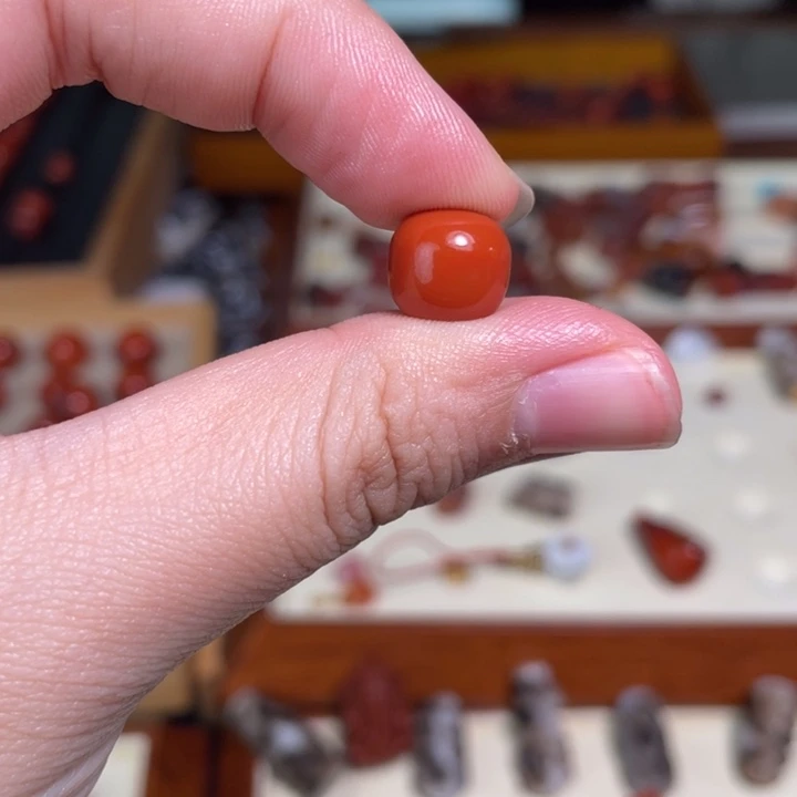 南红玛瑙未镶嵌颈饰80