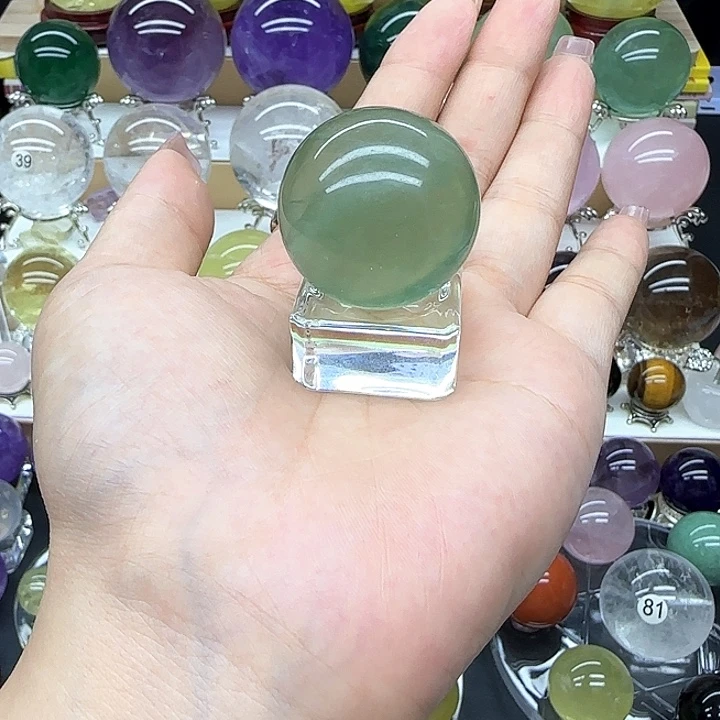 未镶嵌珠宝半成品水晶