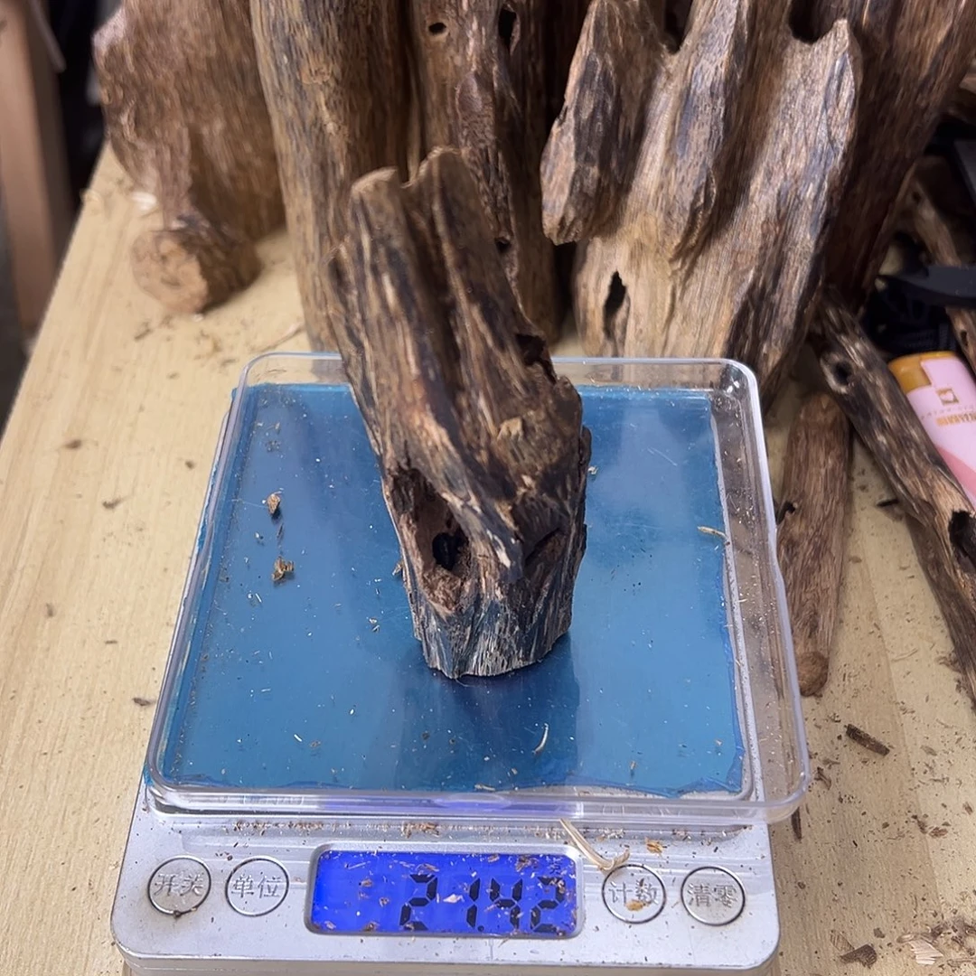 香料绿奇楠虫漏21克白棋