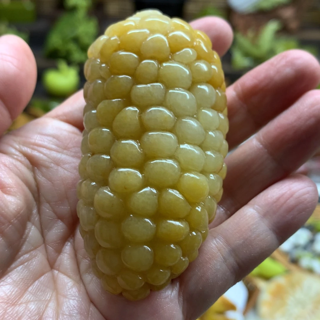 未镶嵌蛇纹石玉摆件