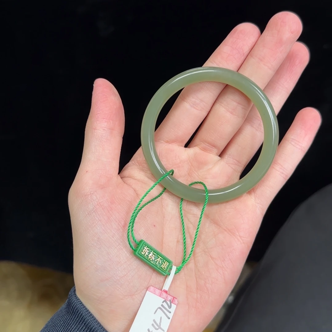 和田玉未镶嵌手镯54