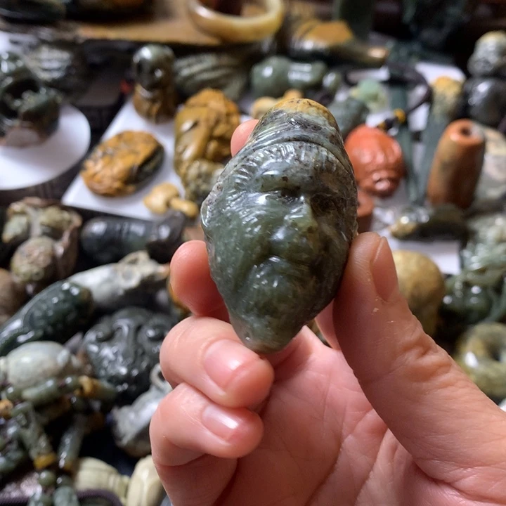岫岩河磨玉（透闪石质玉）手链未镶嵌