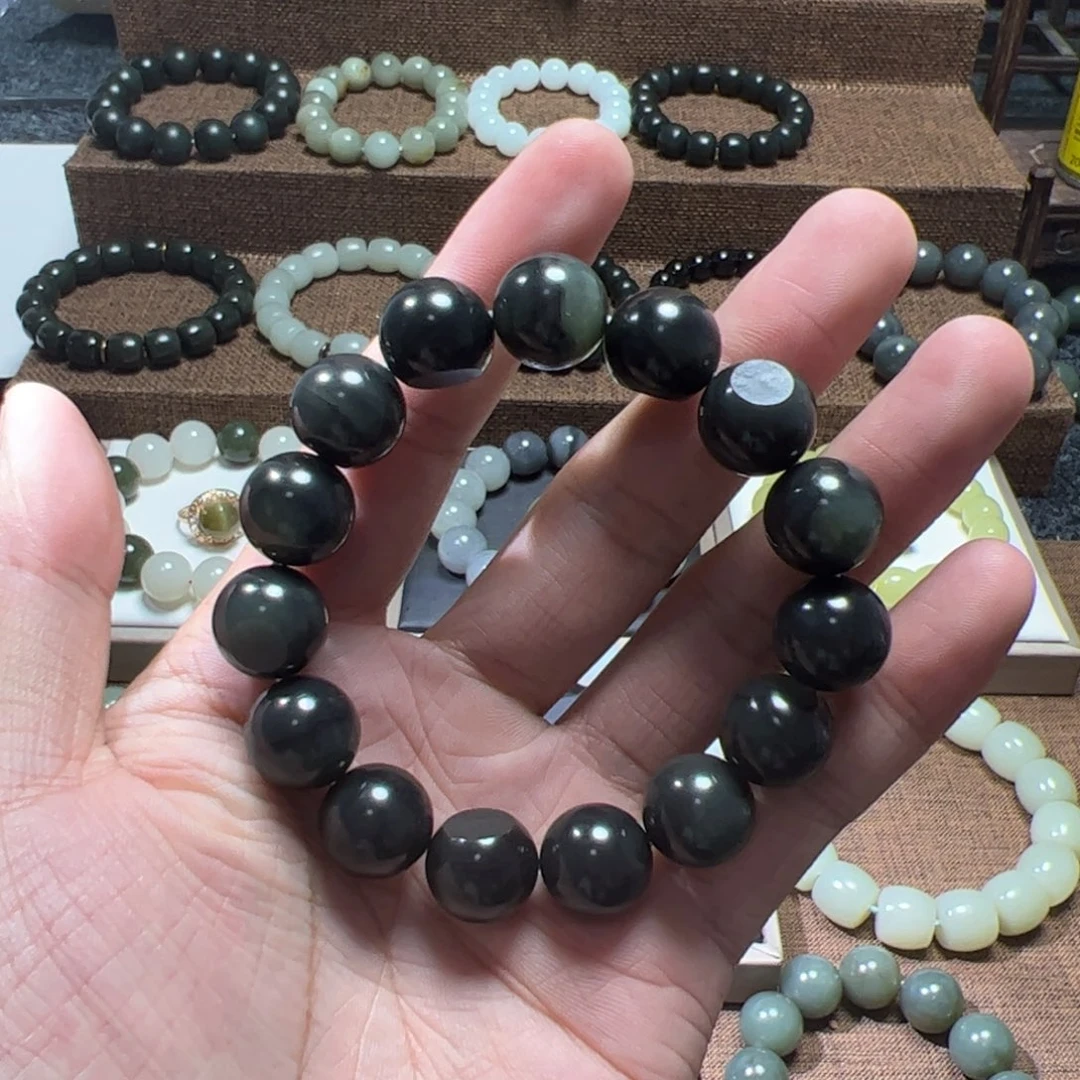 和田玉（糖玉）未镶嵌手链