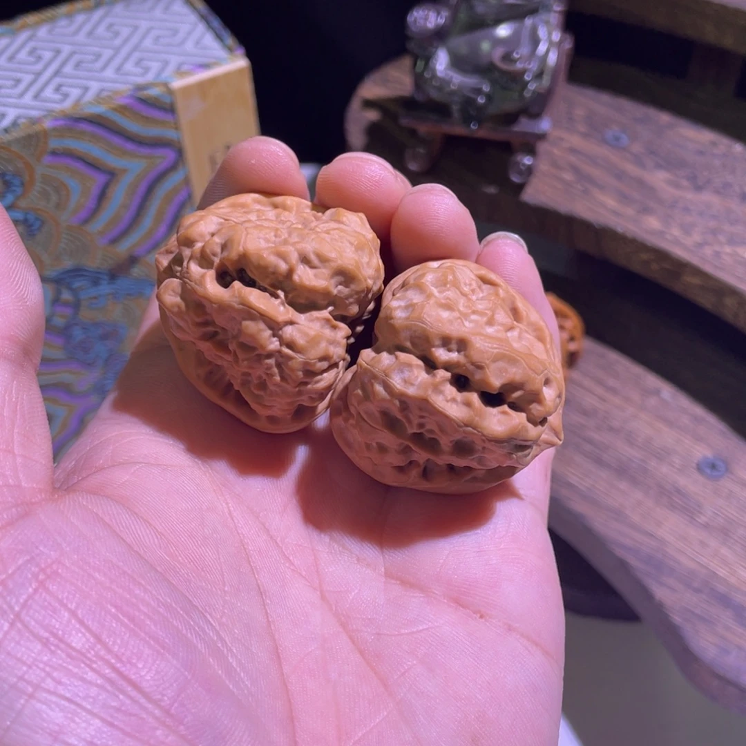 热***宇吊坠文玩核桃蛤蟆